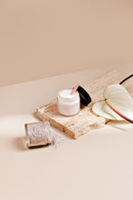 Load image into Gallery viewer, Calma Blossom Buds Silk & Honey Age Defy Face Cream 60g